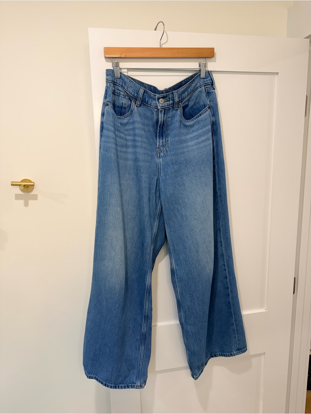 Old Navy Women’s High Rise Baggy Jeans Size 8